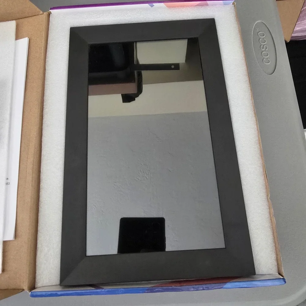 Sylvania 10.1 WiFi Digital Photo Frame IPS Touchscreen Black SDPF1096_20DISP2